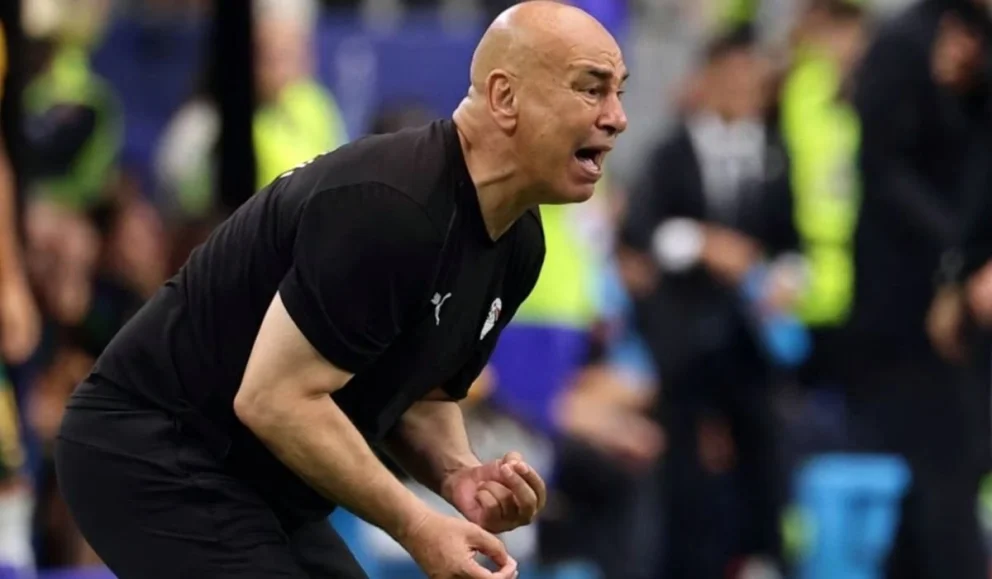 Hossam Hassan estalló contra la FIFA tras la derrota de la selección egipcia por 3-2 ante la Argentina. Foto: EPA