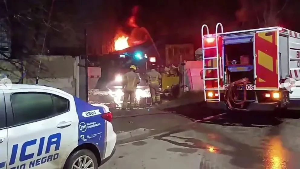 Gran incendio en Cipolletti. 