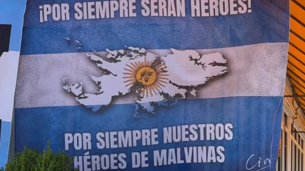 No se podrá poner la bandera de Malvinas en las tribunas. Foto: archivo