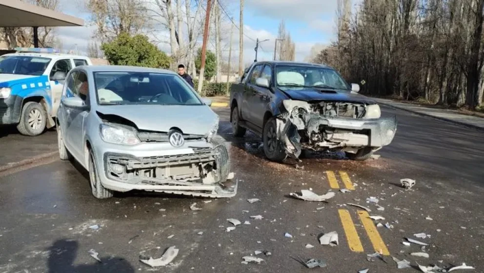 El conductor de la camioneta resultó ileso y dio negativo en el test de alcoholemia. Foto: gentileza