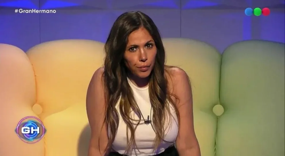 Romina Uhrig volvió a la casa de Gran Hermano y protagonizó un insólito cruce al ser confundida con Marianela Mirra. (Foto: telefe)