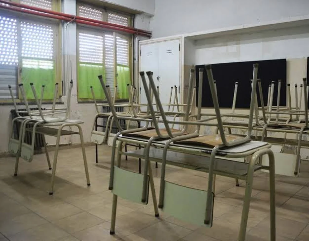 Muchas escuelas del país permanecerán vacías el próximo lunes.