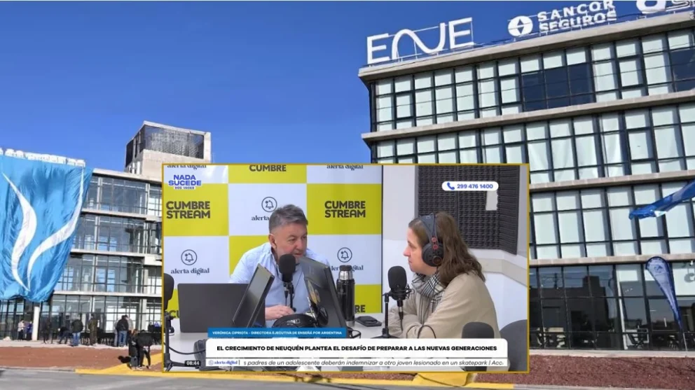  La directora ejecutiva de Enseñá por Argentina, Verónica Cipriota, fue entrevistada en el programa "Nada sucede dos veces", por AM Cumbre 1400. Foto: captura de video Cumbre Stream