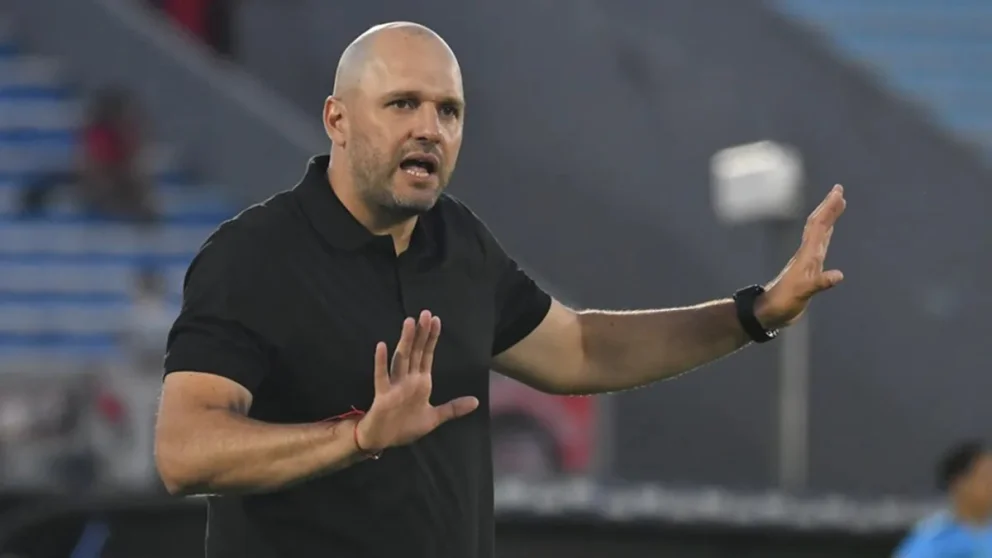 El entrenador brasileño-uruguayo es del gusto de la Comisión Directiva del Rojo. Fuente: Leonardo Carreño