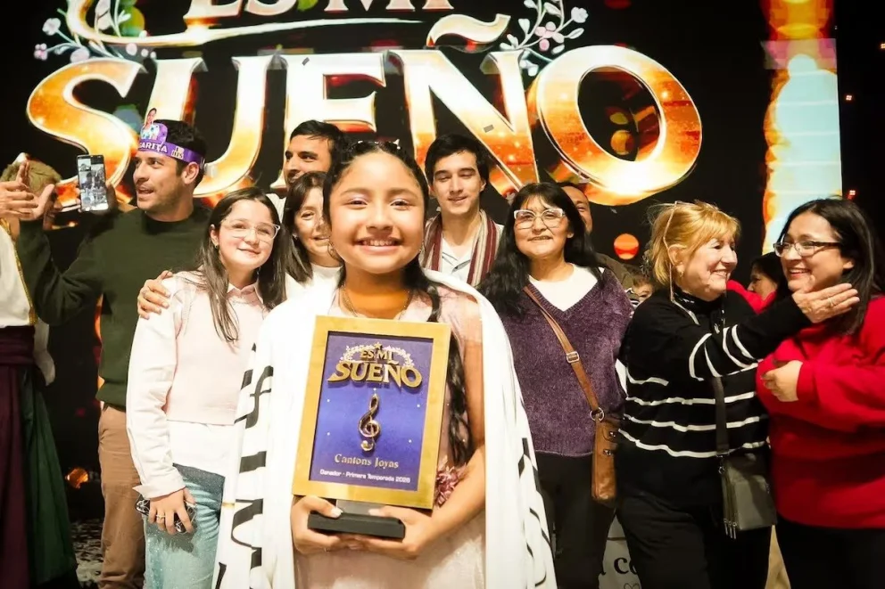 Margarita Ponce, de 11 años, ganó los 100 millones de pesos en la gran final de Es mi sueño conducida por Guido Kaczka en el Teatro Ópera.