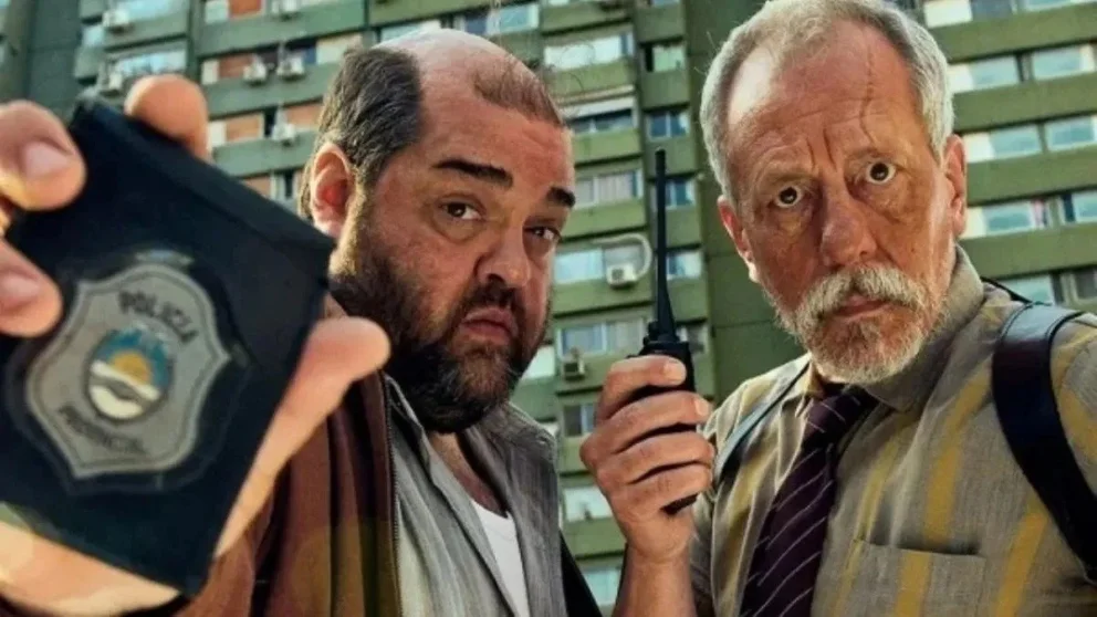Darío Barassi protagoniza la nueva serie Gutiérrez is mai neim en Disney+ junto a Yayo Guridi y brilla en una faceta totalmente alejada de la conducción.