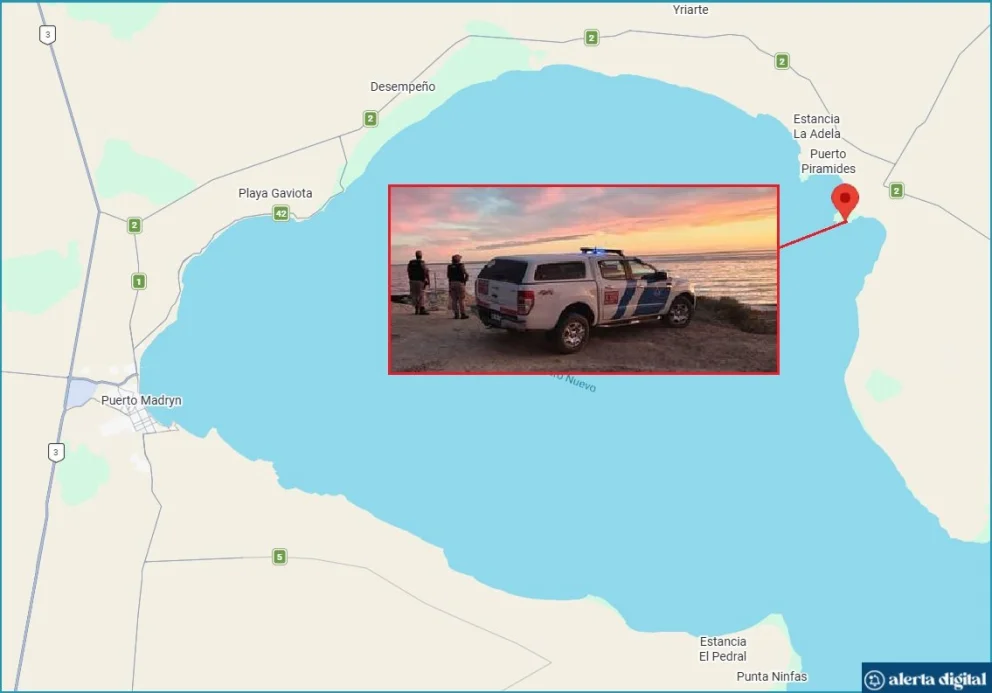 La pareja partió a pie desde Puerto Pirámides hacia el sur y en ese lugar se concentra la búsqueda. Foto: Google Maps/archivo