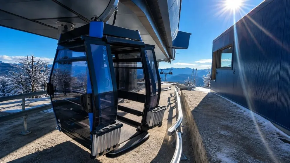 Las pistas de Chapelco permanecerán abiertas todo el mes, de acuerdo a las condiones de la nieve. Foto: gentileza.