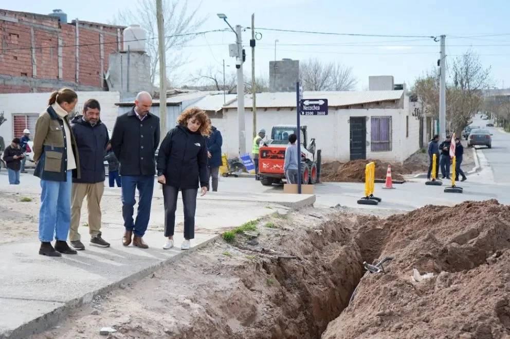 El ministro Jefe de Gabinete, Juan Luis Ousset; la ministra de Infraestructura, Tanya Bertoldi; la jefa de Gabinete de la Municipalidad María Pasqualini y el presidente del IMUH, Marco Zapata.
