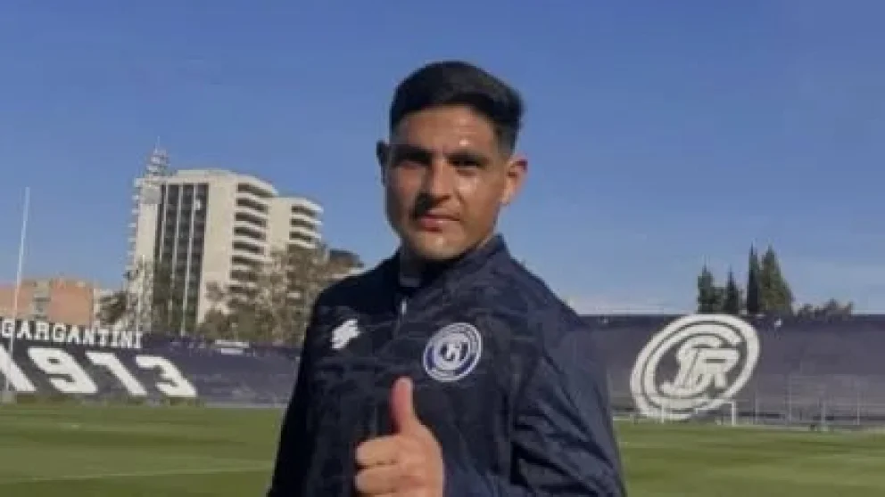 Maxi Salas es titular en el Independiente Rivadavia de Alfredo Berti. Foto: archivo