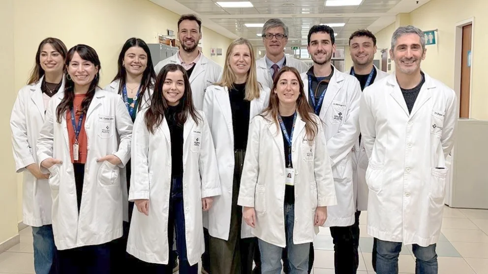 El equipo de médicos de Austral y CONICET que investigó el bloqueo de la proteína en animales. Foto: CONICET.