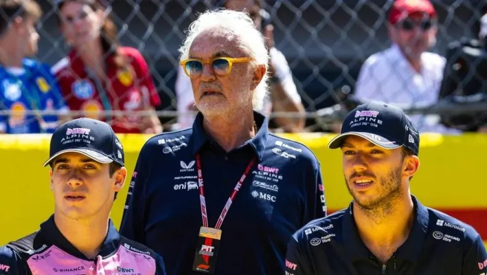 Flavio Briatore acusó a la FIA de favorecer a McLaren y estalló por el podio de Gasly. Foto: archivo