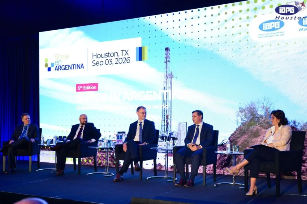Autoridades nacionales, provinciales y líderes de la industria participaron en Houston de una jornada dedicada a definir el futuro de Vaca Muerta y su inserción en los mercados internacionales.