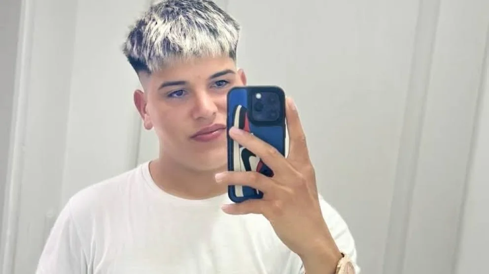 Thiago Medina sorprendió en las redes al mostrarse trabajando como repartidor de delivery.