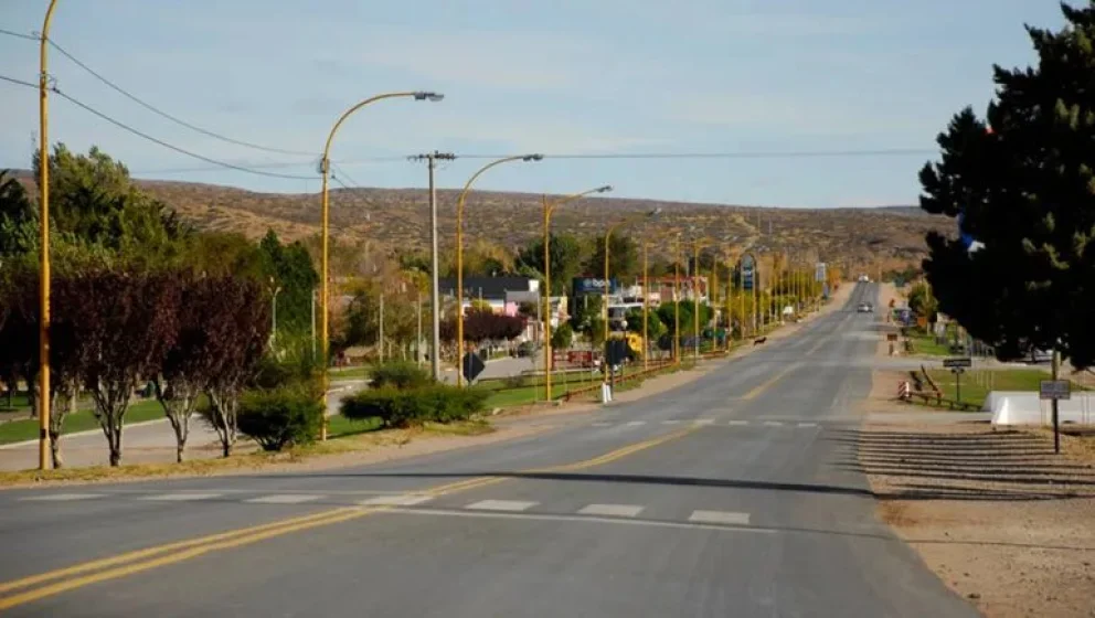 La ruta 237 tendrá dos nuevos dispositivos de control de velocidad y seguridad a la altura de Piedra del Águila. Foto: gentileza.