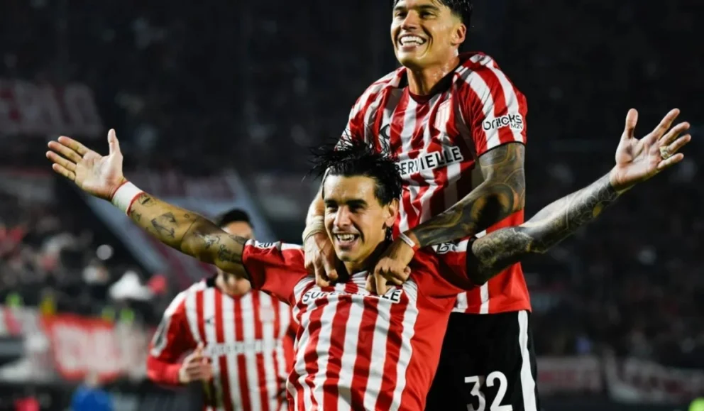 Estudiantes buscará comenzar la serie con el pie derecho.
