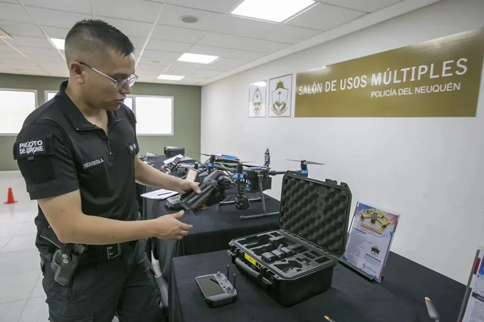 Drones refuerzan la policía de Neuquén. 