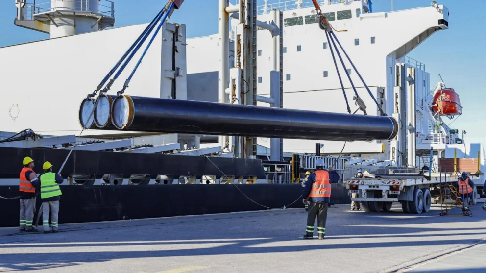 La infraestructura ampliada ya opera a pleno y el cronograma prevé la llegada de nuevos buques durante octubre para abastecer el proyecto de GNL.