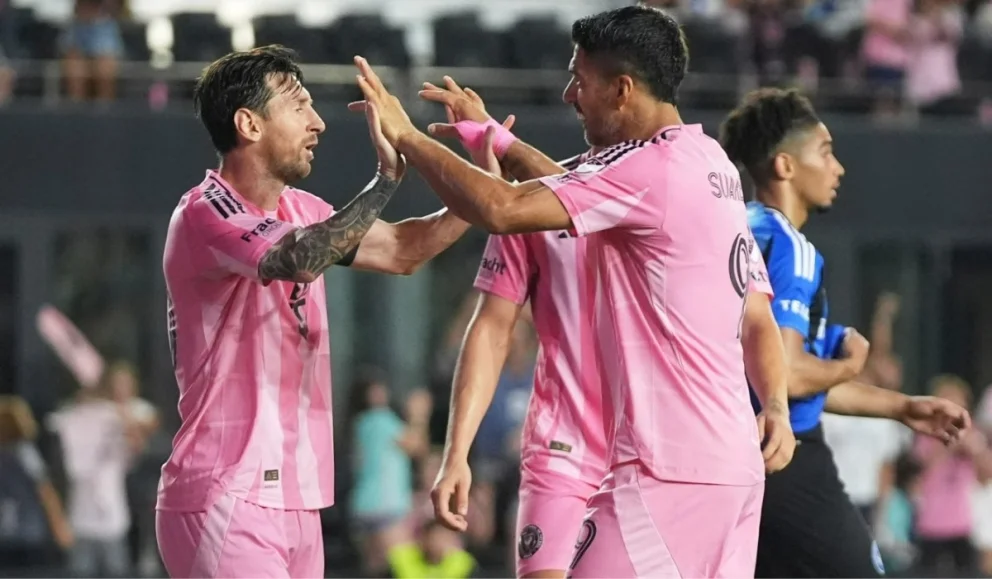 Messi convirtió de tiro libre y De Paul asistió a Suárez. Foto: The Independent