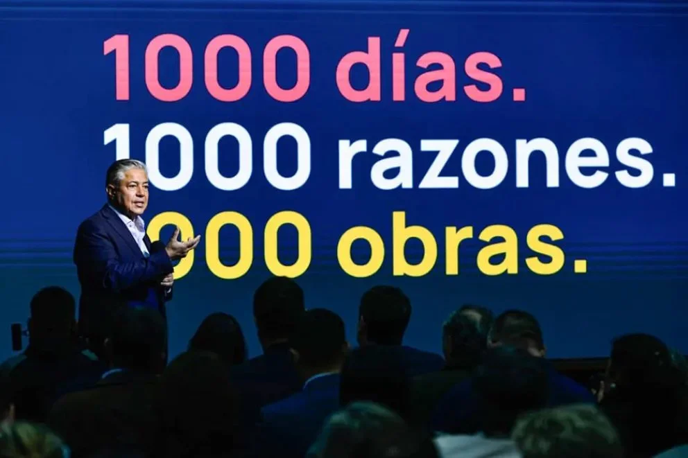 El gobernador Rolando Figueroa, durante la presentación del balance de sus primeros 1.000 días de gestión, este martes