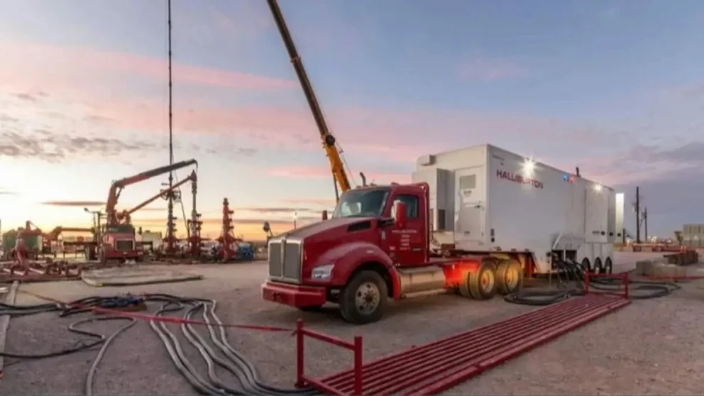 La nueva tecnología reemplaza motores diésel por equipos eléctricos, mejora la eficiencia operativa y reduce las emisiones de carbono en las operaciones de fractura hidráulica.