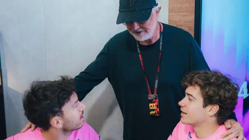 Flavio Briatore,  Pierre Gasly y Franco Colapinto.