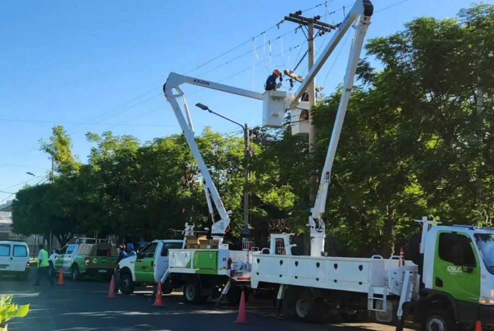 Por obras en el servicio eléctrico se realizarán este miércoles cortes programado en tres sectores de la ciudad de Neuquén. Foto: archivo