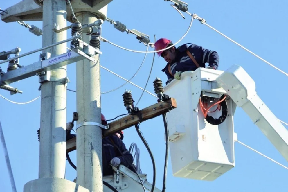 Se realizarán obras en el servicio de energía en cuatro sectores de la ciudad de Neuquén, este domingo. Foto: archivo