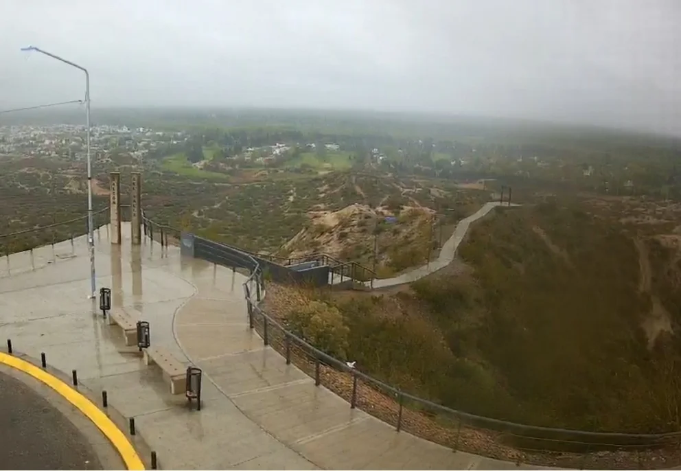 Cómo estará el tiempo en Neuquén y toda la provincia, este jueves 8 de octubre. Foto: captura de video Municipalidad de Neuquén.