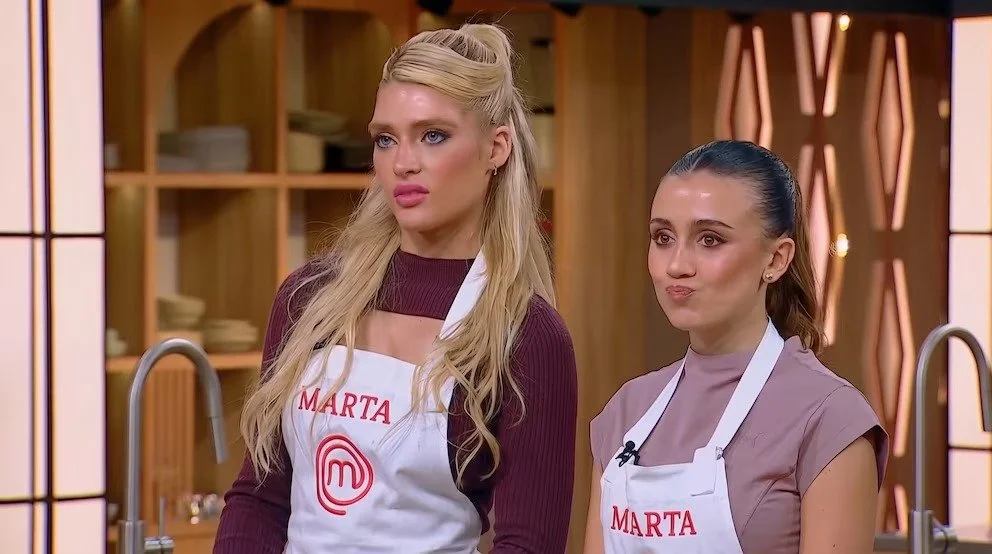 Marta Fort dejó sin palabras a Damián Betular en MasterChef Celebrity tras hacerle un insólito comentario sobre su forma de usar el tenedor. (Foto: Telefe)