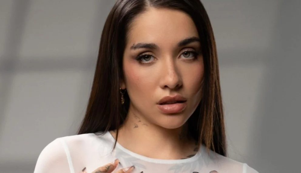 María Becerra confirmó que proyecta casarse en 2027 con J Rei, ratificó su asistencia a la boda de Tini Stoessel.