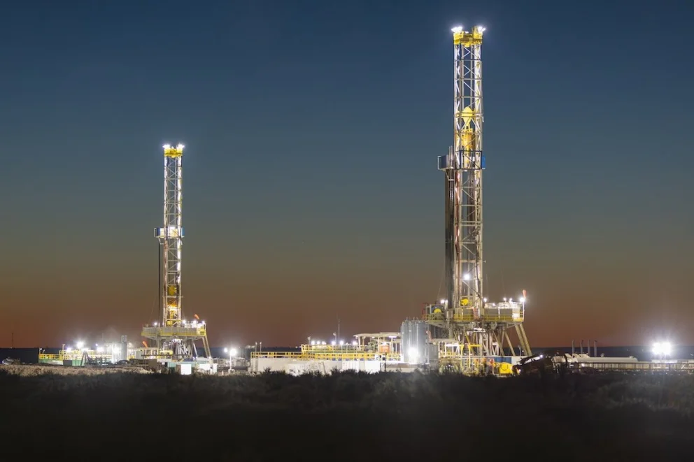 El desarrollo de Tecpetrol se ejecutará en tres etapas y contempla la perforación de 380 pozos en la Cuenca Neuquina.