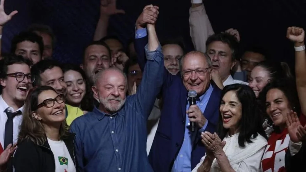 El actual presidente dio vuelta un reñido balotaje, luego de perder la primera vuelta por dos puntos. Foto: gentileza.
