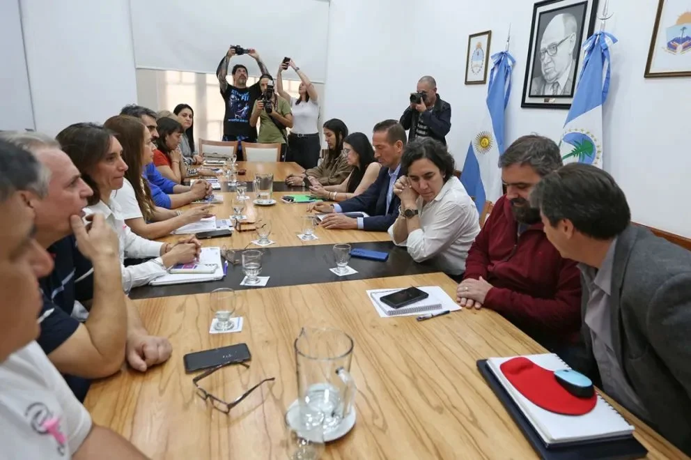  El Gobierno Provincial realizó una primera propuesta salarial al gremio ATEN con vistas al año 2027. Foto: gentileza.