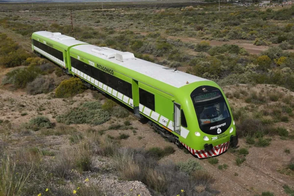 El tren constituye un nexo fundamental entre las costa atlántica y las localidades cordilleranas. Foto: gentileza.